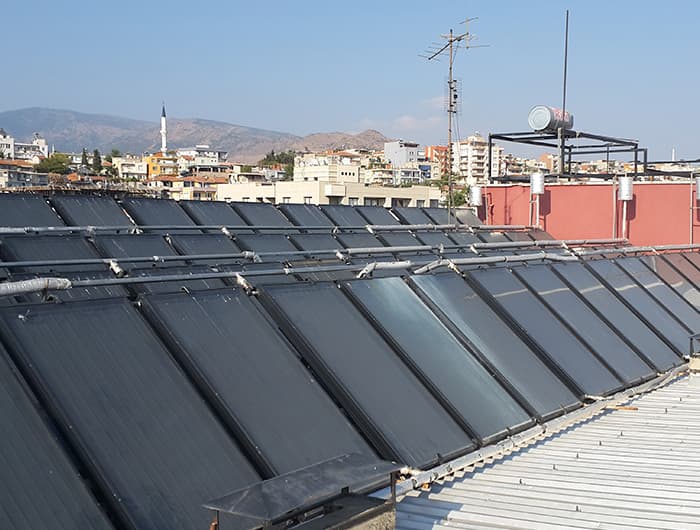Çatı üstü güneş paneli kurulumu